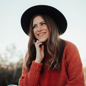 Meet your Posher, Annie